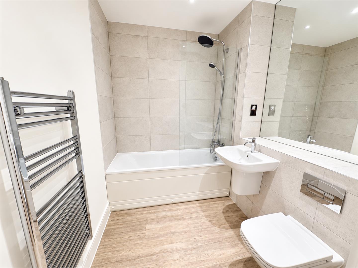 2 Bedroom Apartment